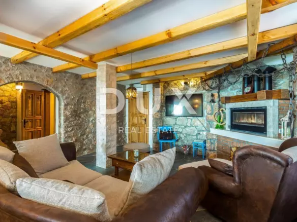 2-bedroom Villa In Jablanac, Croatia (260 M²)