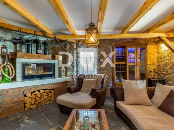 2-bedroom Villa In Jablanac, Croatia (260 M²)
