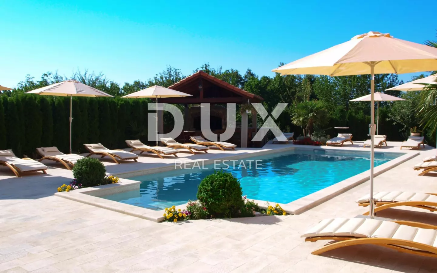12-bedroom Villa In Oprić, Croatia (500 M²)