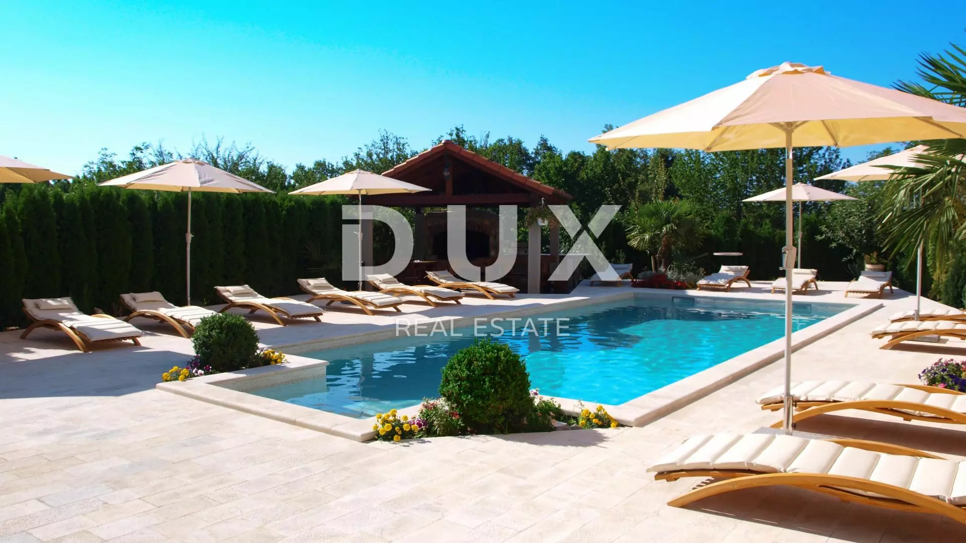 12-bedroom Villa In Oprić, Croatia (500 M²)