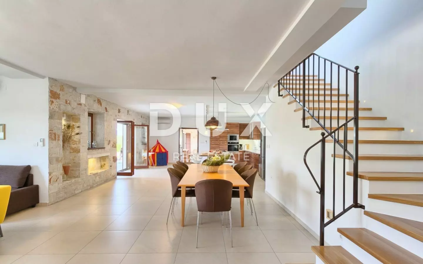 3-bedroom Detached House In Sveti Lovreč, Croatia (250 M²)
