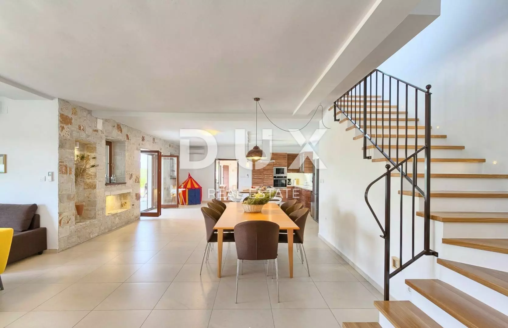 3-bedroom Detached House In Sveti Lovreč, Croatia (250 M²)