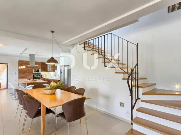 3-bedroom Detached House In Sveti Lovreč, Croatia (250 M²)