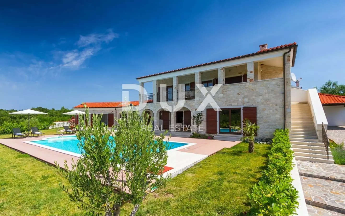 3-bedroom Detached House In Sveti Lovreč, Croatia (250 M²)