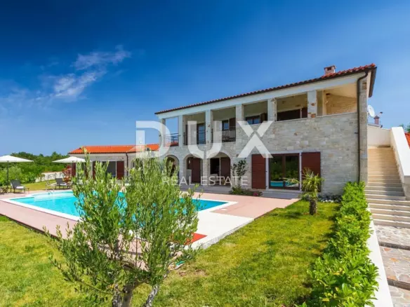 3-bedroom Detached House In Sveti Lovreč, Croatia (250 M²)