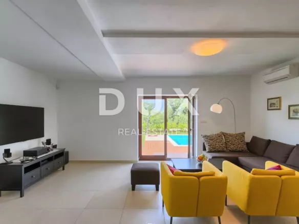 3-bedroom Detached House In Sveti Lovreč, Croatia (250 M²)