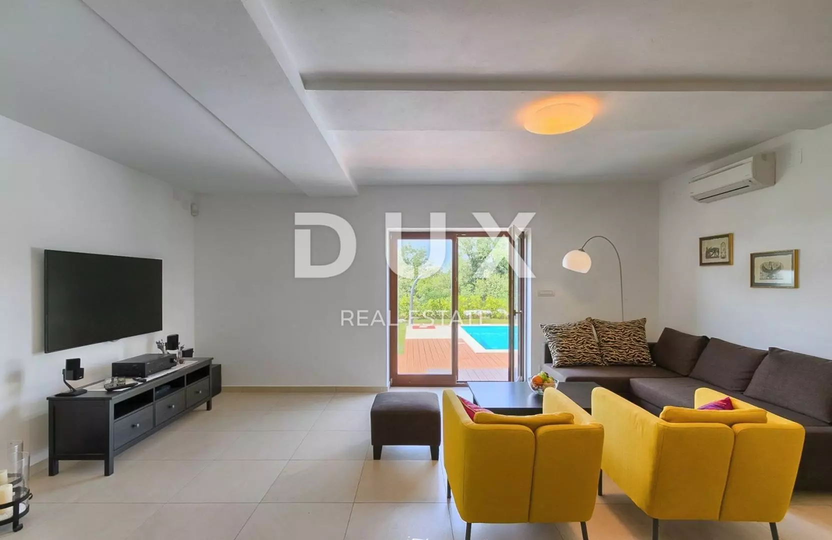 3-bedroom Detached House In Sveti Lovreč, Croatia (250 M²)