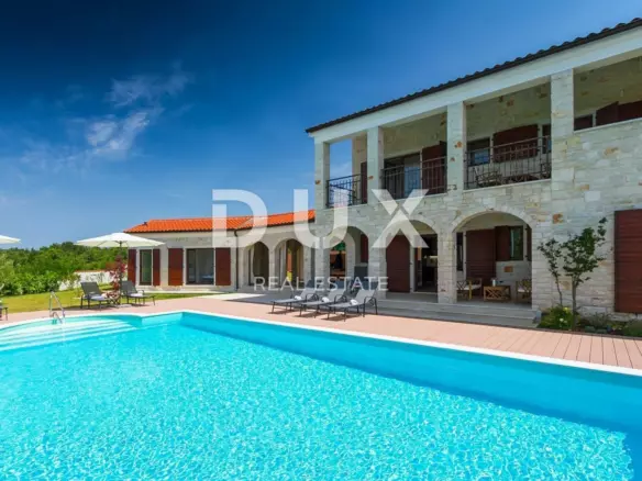 3-bedroom Detached House In Sveti Lovreč, Croatia (250 M²)