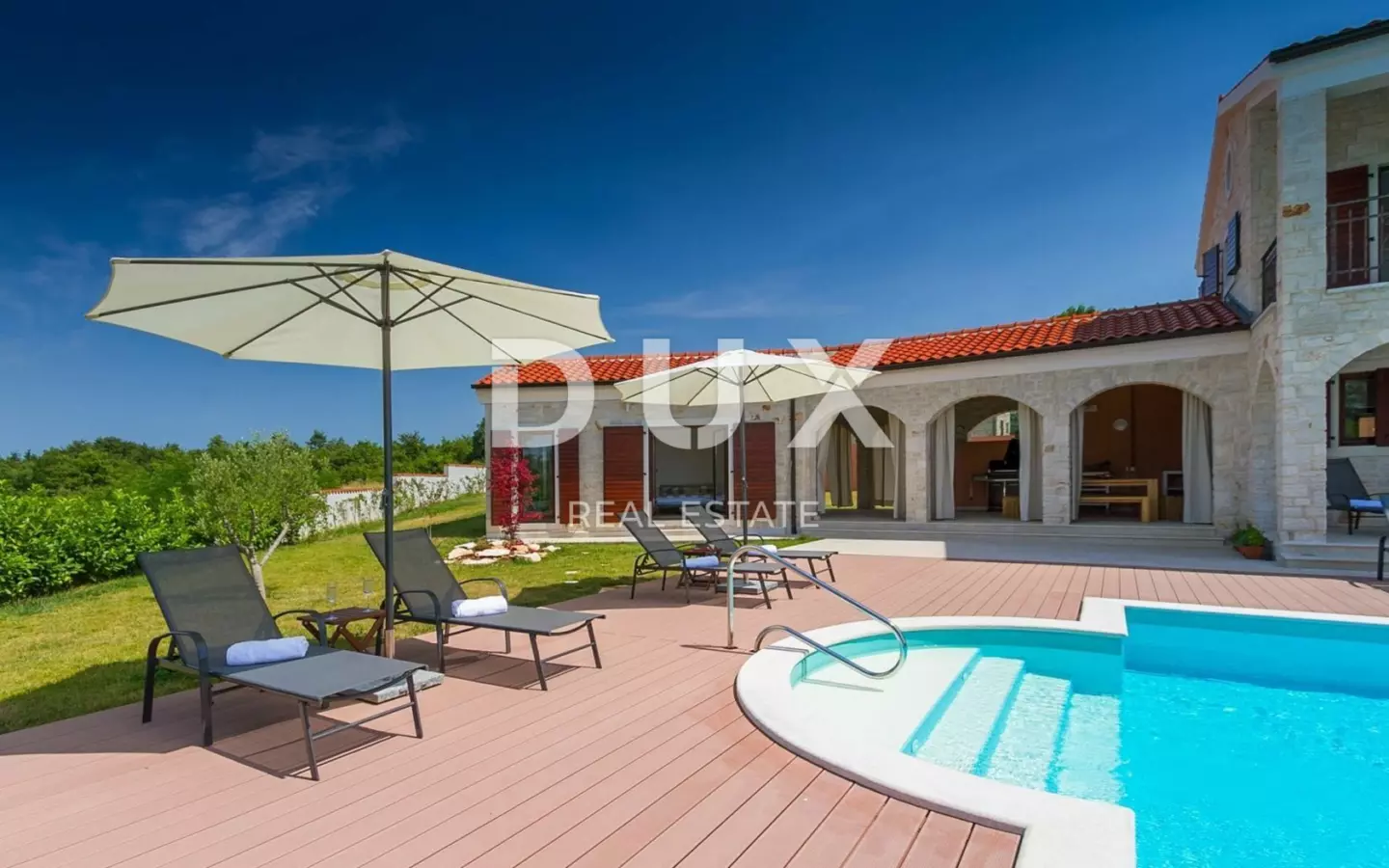 3-bedroom Detached House In Sveti Lovreč, Croatia (250 M²)