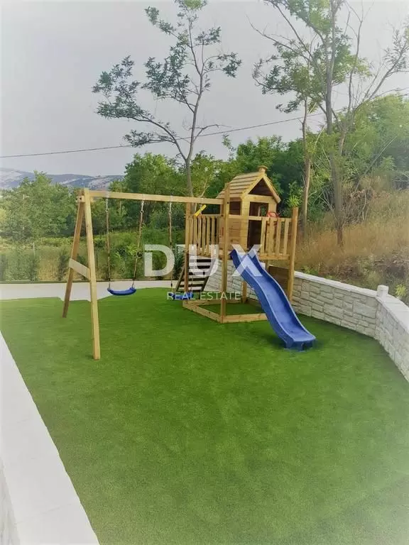 12-bedroom Villa In Lopar, Croatia (594 M²)