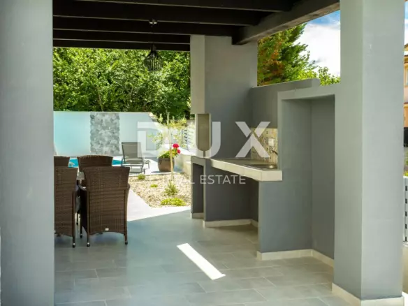 3-bedroom Detached House In Soline, Croatia (110 M²)