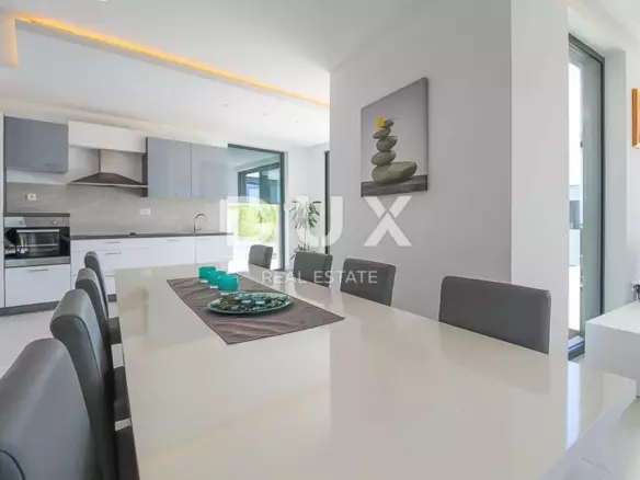 5-bedroom Villa In Kostrena, Croatia (330 M²)