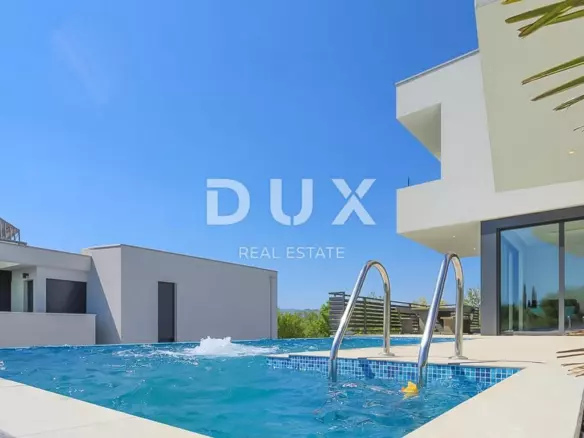 5-bedroom Villa In Kostrena, Croatia (330 M²)