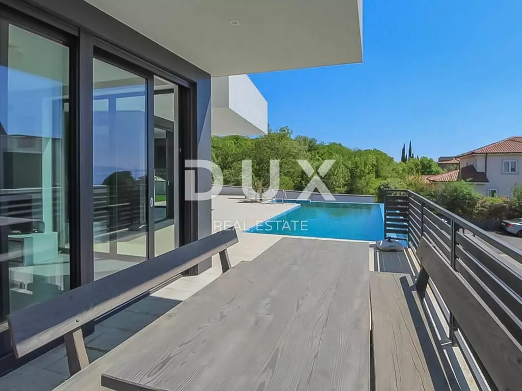 5-bedroom Villa In Kostrena, Croatia (330 M²)