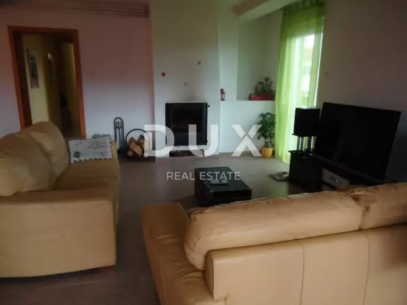 3-bedroom Apartment In Brešca, Croatia (137,77 M²)
