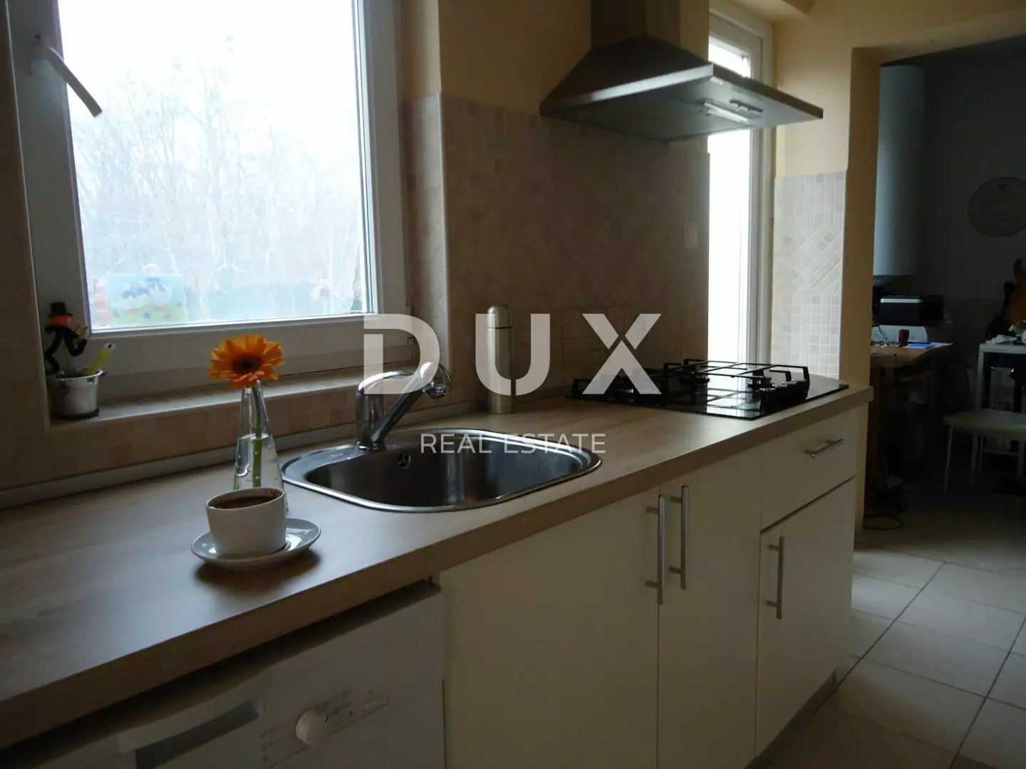 3-bedroom Apartment In Brešca, Croatia (137,77 M²)