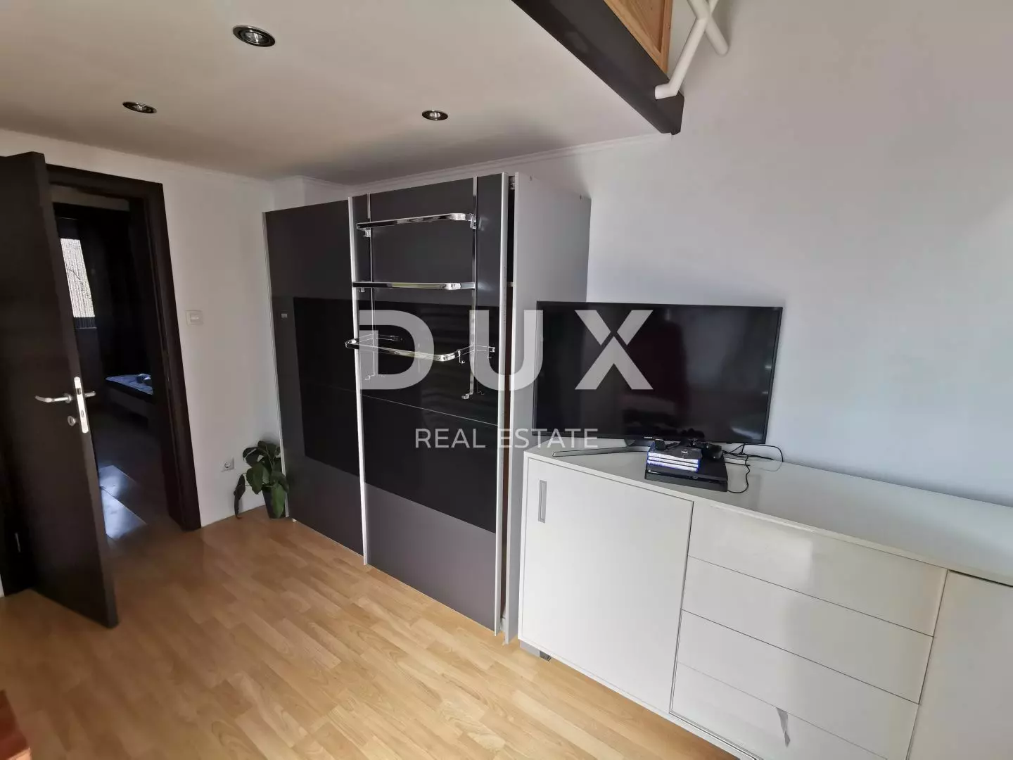 2-bedroom Apartment In Brešca, Croatia (91,25 M²)