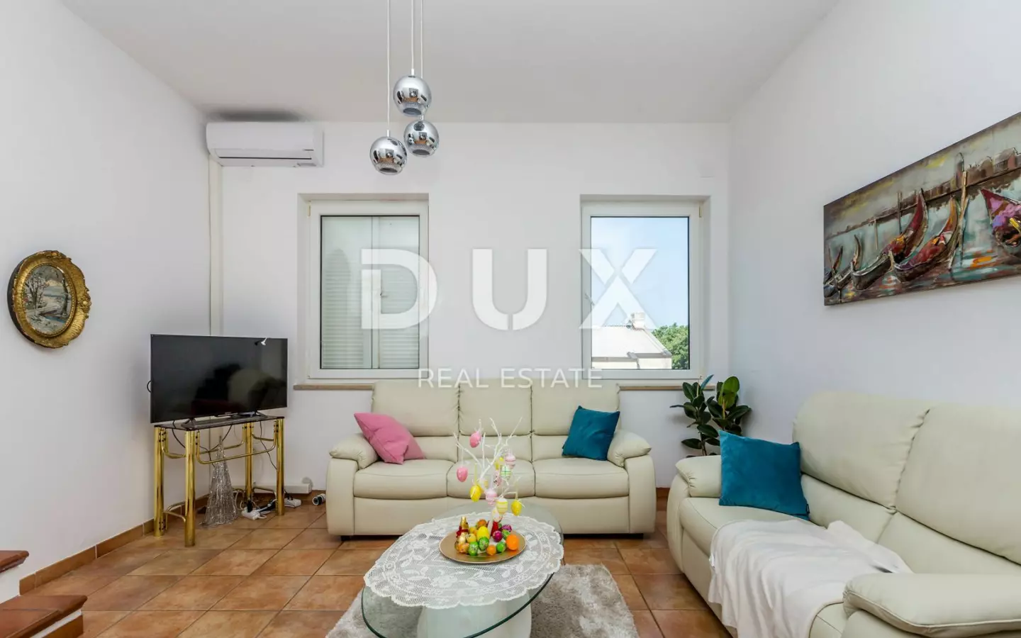 4-bedroom Apartment In Njivice, Croatia (148 M²)