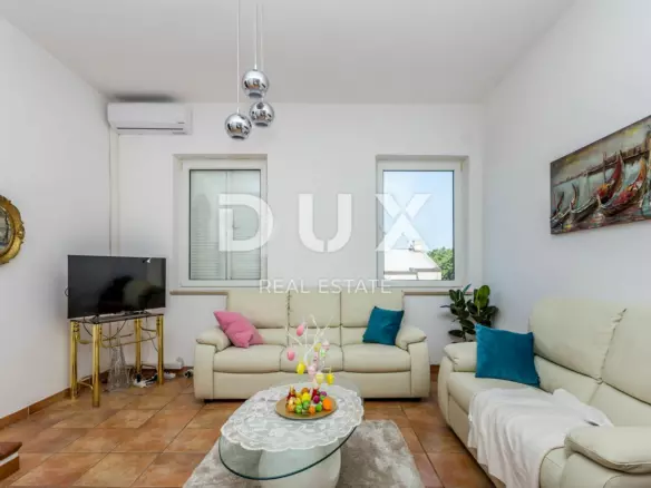 4-bedroom Apartment In Njivice, Croatia (148 M²)