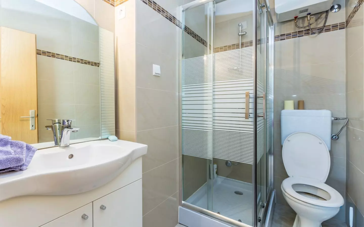 4-bedroom Apartment In Njivice, Croatia (148 M²)