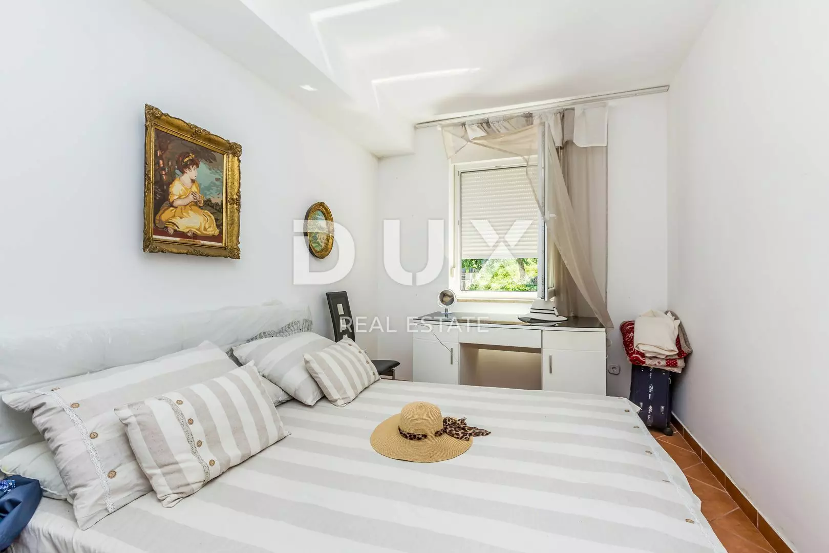 4-bedroom Apartment In Njivice, Croatia (148 M²)