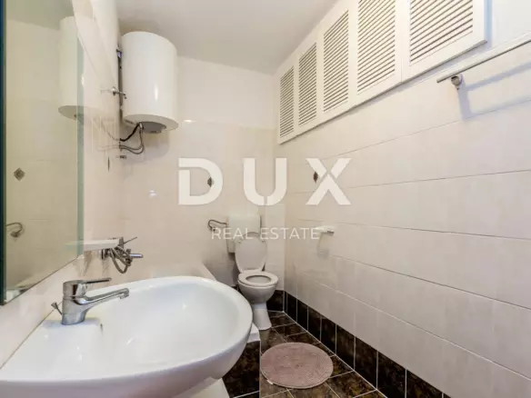 4-bedroom Apartment In Njivice, Croatia (148 M²)
