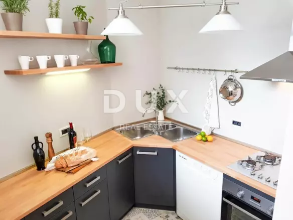 3-bedroom Apartment In Opatija – Centar, Croatia (200 M²)