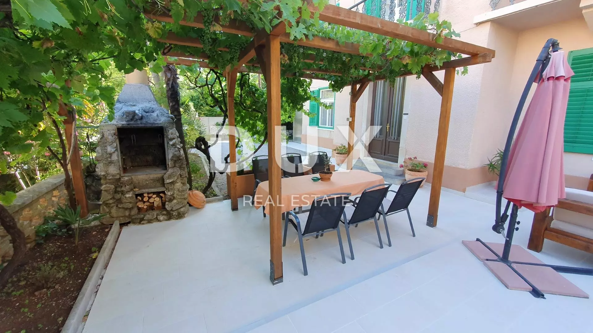 3-bedroom Apartment In Opatija – Centar, Croatia (200 M²)