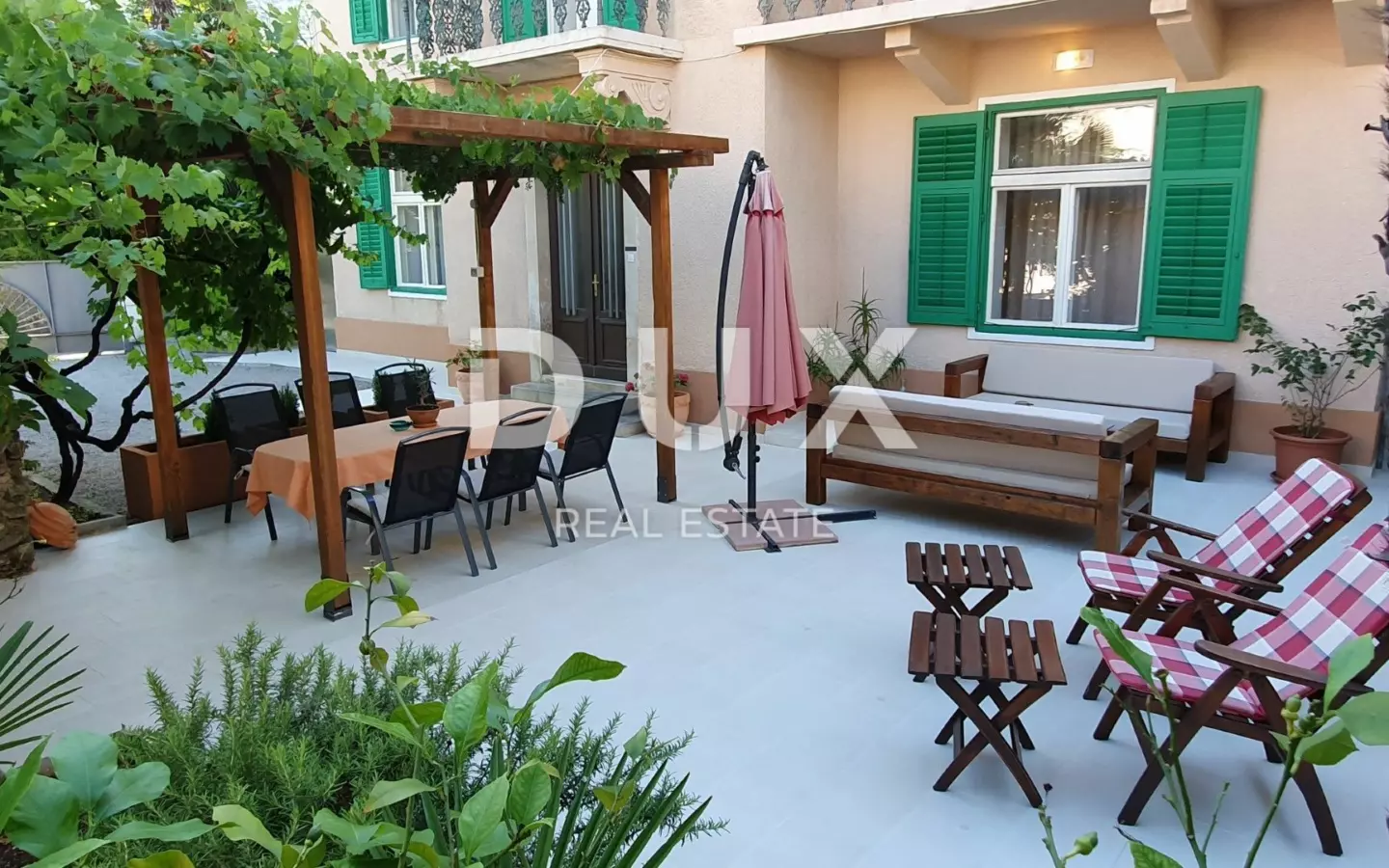 3-bedroom Apartment In Opatija – Centar, Croatia (200 M²)
