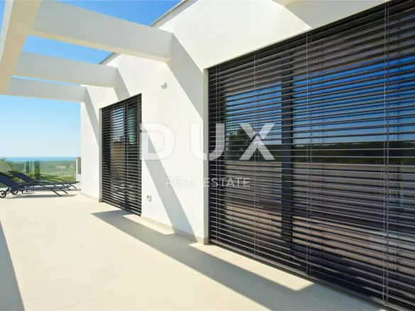5-bedroom Villa In Višnjan, Croatia (370 M²)