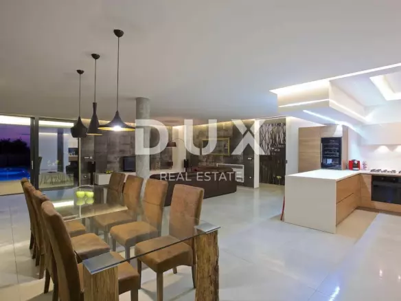 5-bedroom Villa In Višnjan, Croatia (370 M²)