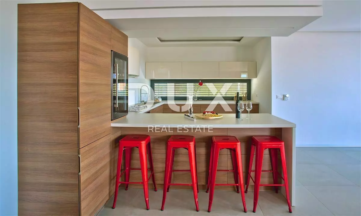 5-bedroom Villa In Višnjan, Croatia (370 M²)