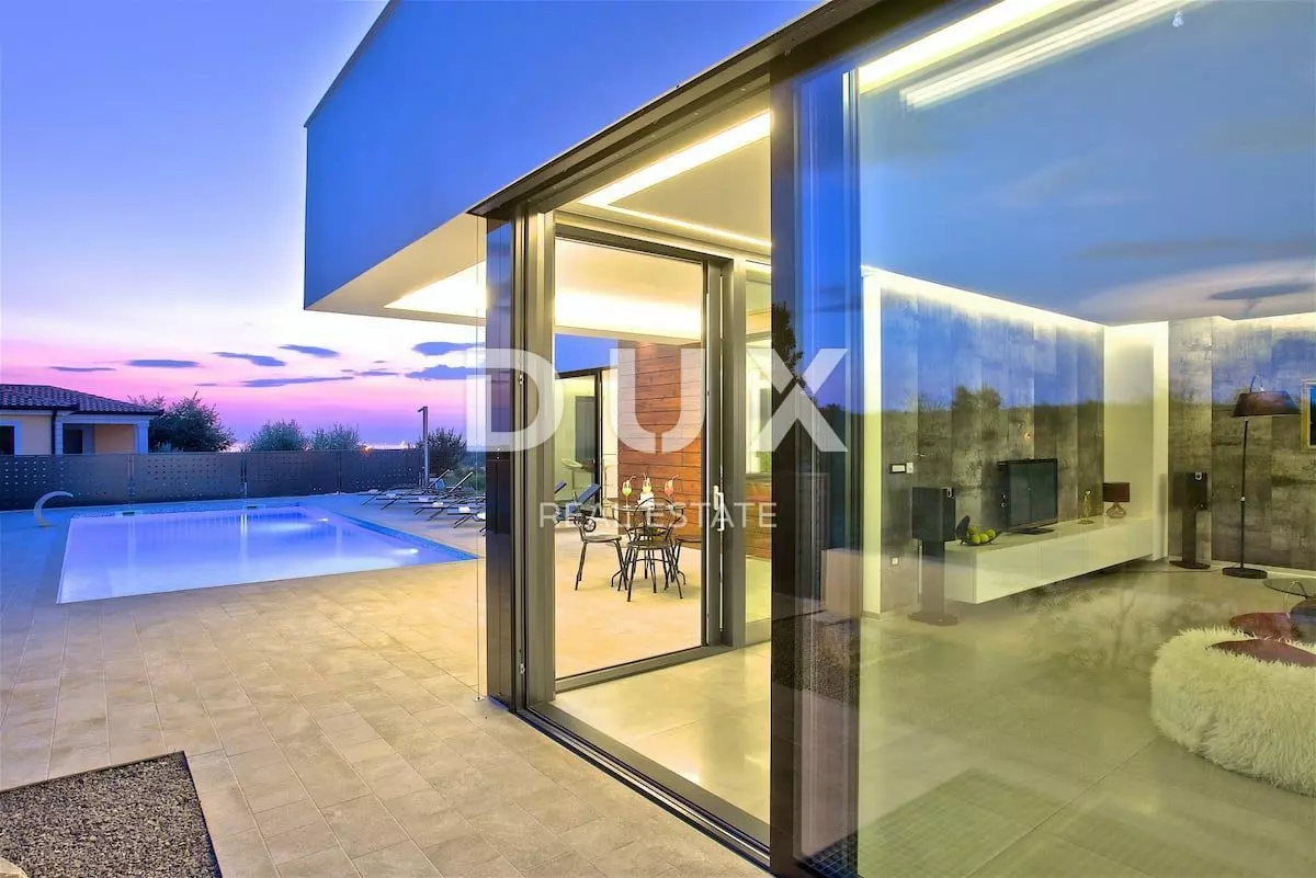 5-bedroom Villa In Višnjan, Croatia (370 M²)