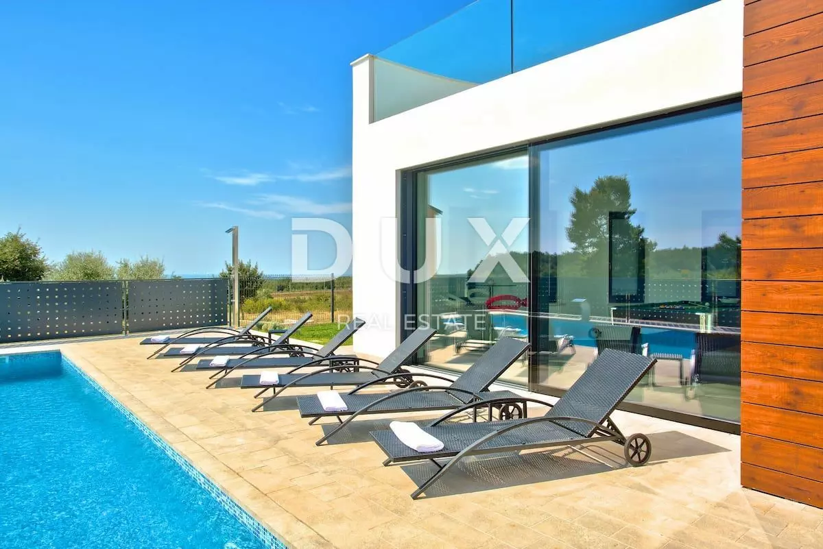 5-bedroom Villa In Višnjan, Croatia (370 M²)