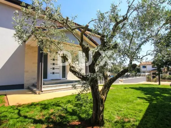 5-bedroom Detached House In Rogovići, Croatia (450 M²)