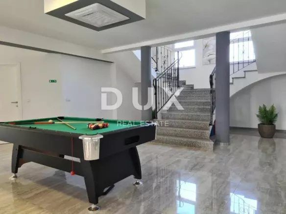 5-bedroom Detached House In Rogovići, Croatia (450 M²)