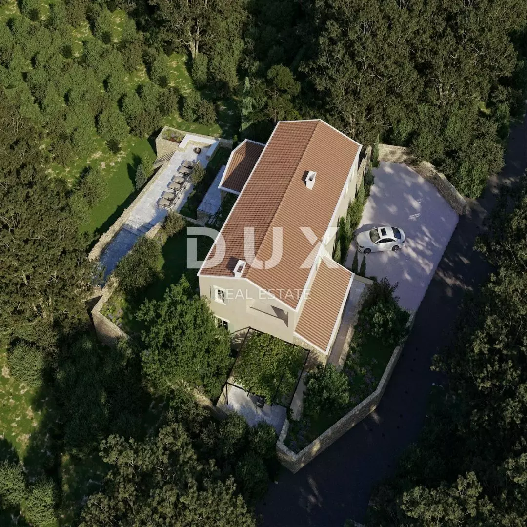 4-bedroom Villa In Brtonigla, Croatia (270 M²)