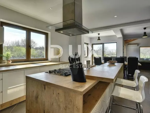 4-bedroom Villa In Rovinjsko Selo, Croatia (385 M²)
