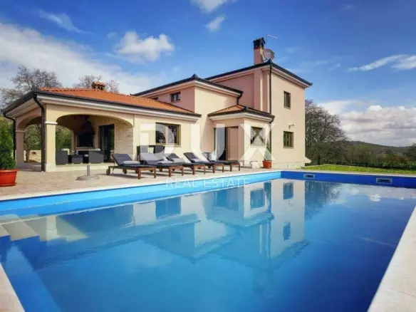 4-bedroom Villa In Rovinjsko Selo, Croatia (385 M²)