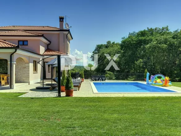 4-bedroom Villa In Rovinjsko Selo, Croatia (385 M²)
