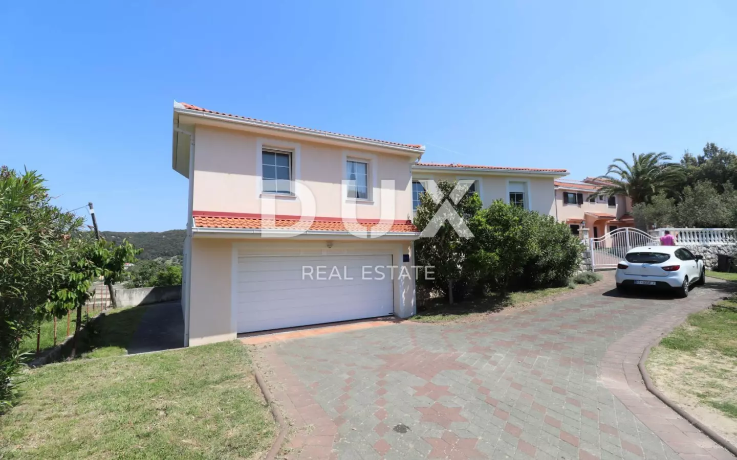 5-bedroom Villa In Supetarska Draga, Croatia (410 M²)