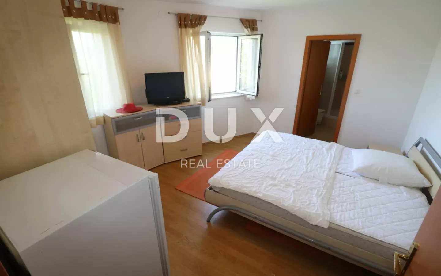 5-bedroom Villa In Supetarska Draga, Croatia (410 M²)