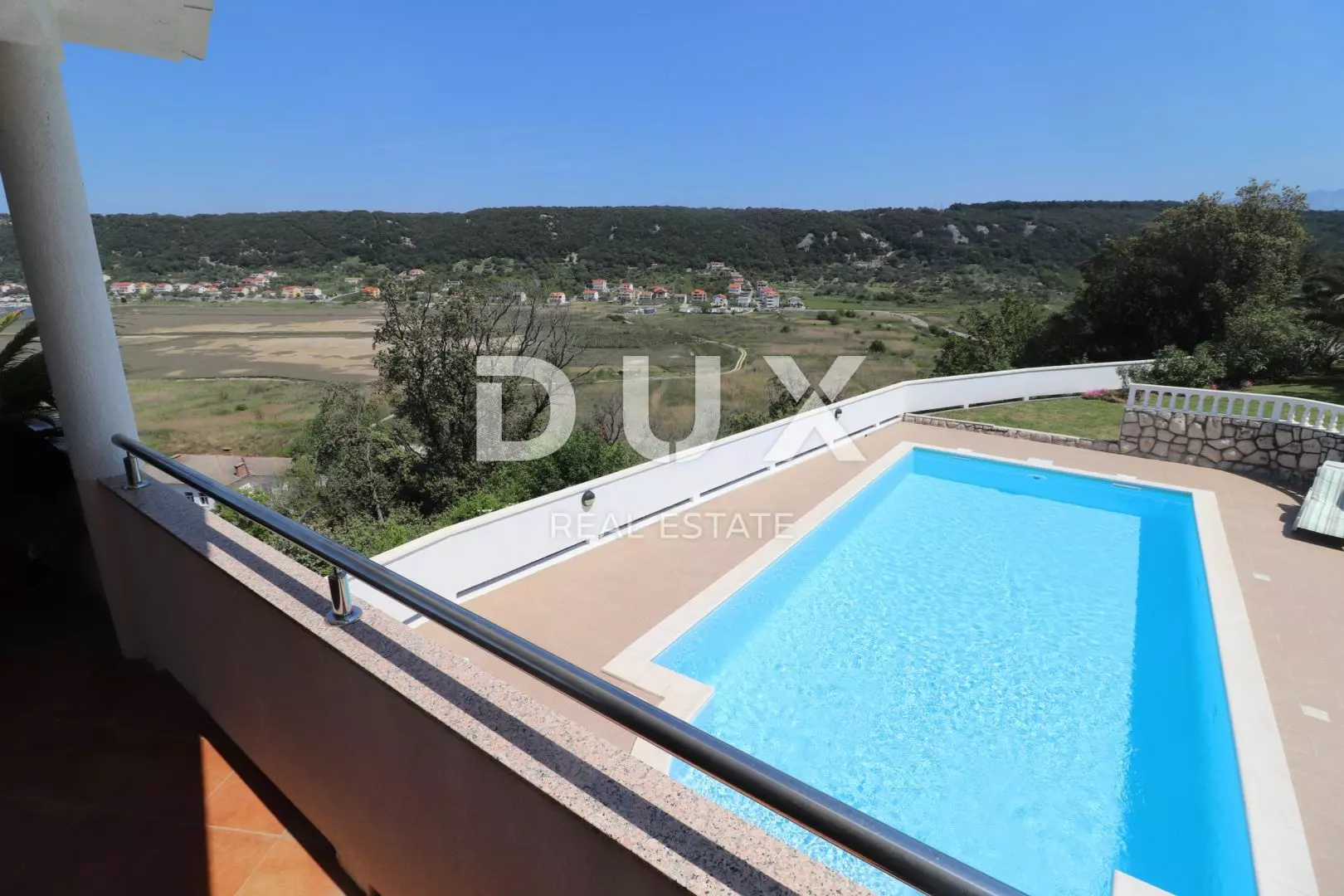 5-bedroom Villa In Supetarska Draga, Croatia (410 M²)