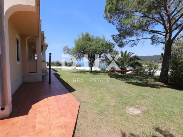 5-bedroom Villa In Supetarska Draga, Croatia (410 M²)