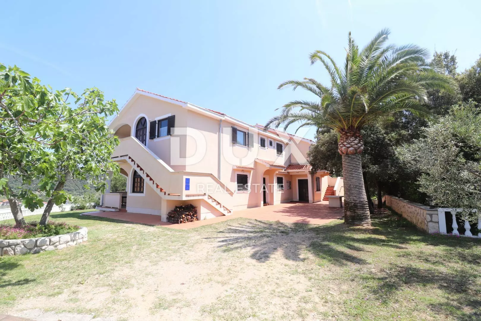 5-bedroom Villa In Supetarska Draga, Croatia (410 M²)