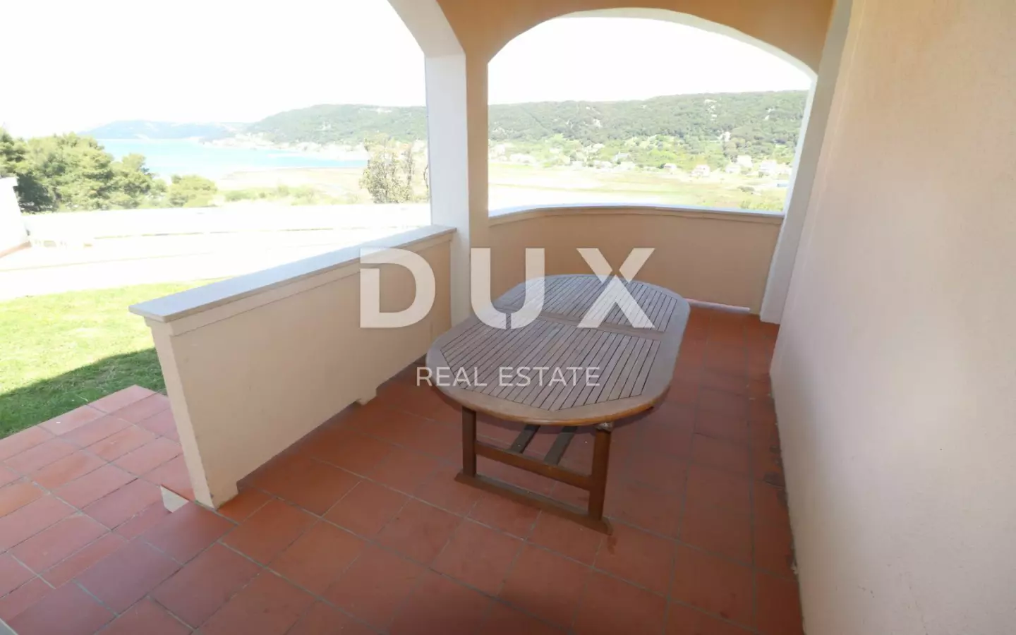 5-bedroom Villa In Supetarska Draga, Croatia (410 M²)