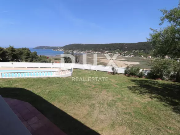 5-bedroom Villa In Supetarska Draga, Croatia (410 M²)