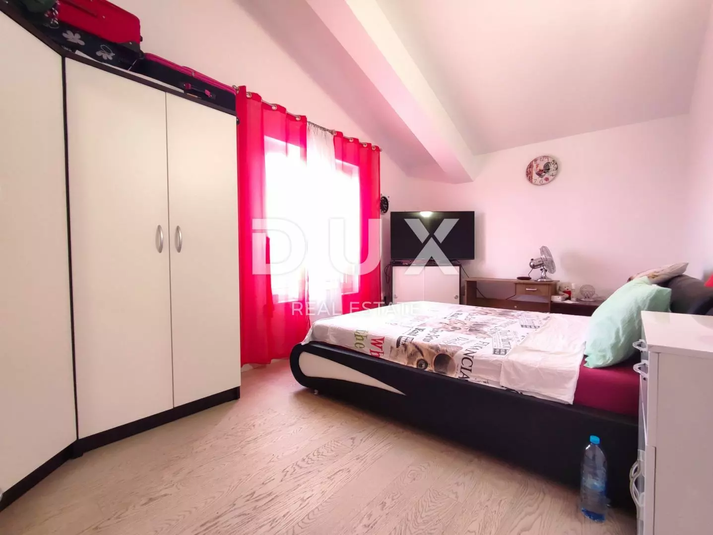 3-bedroom Apartment In Banjole, Croatia (127 M²)