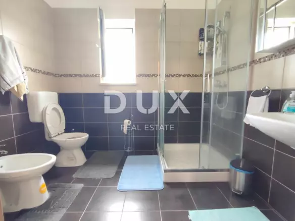 3-bedroom Apartment In Banjole, Croatia (127 M²)