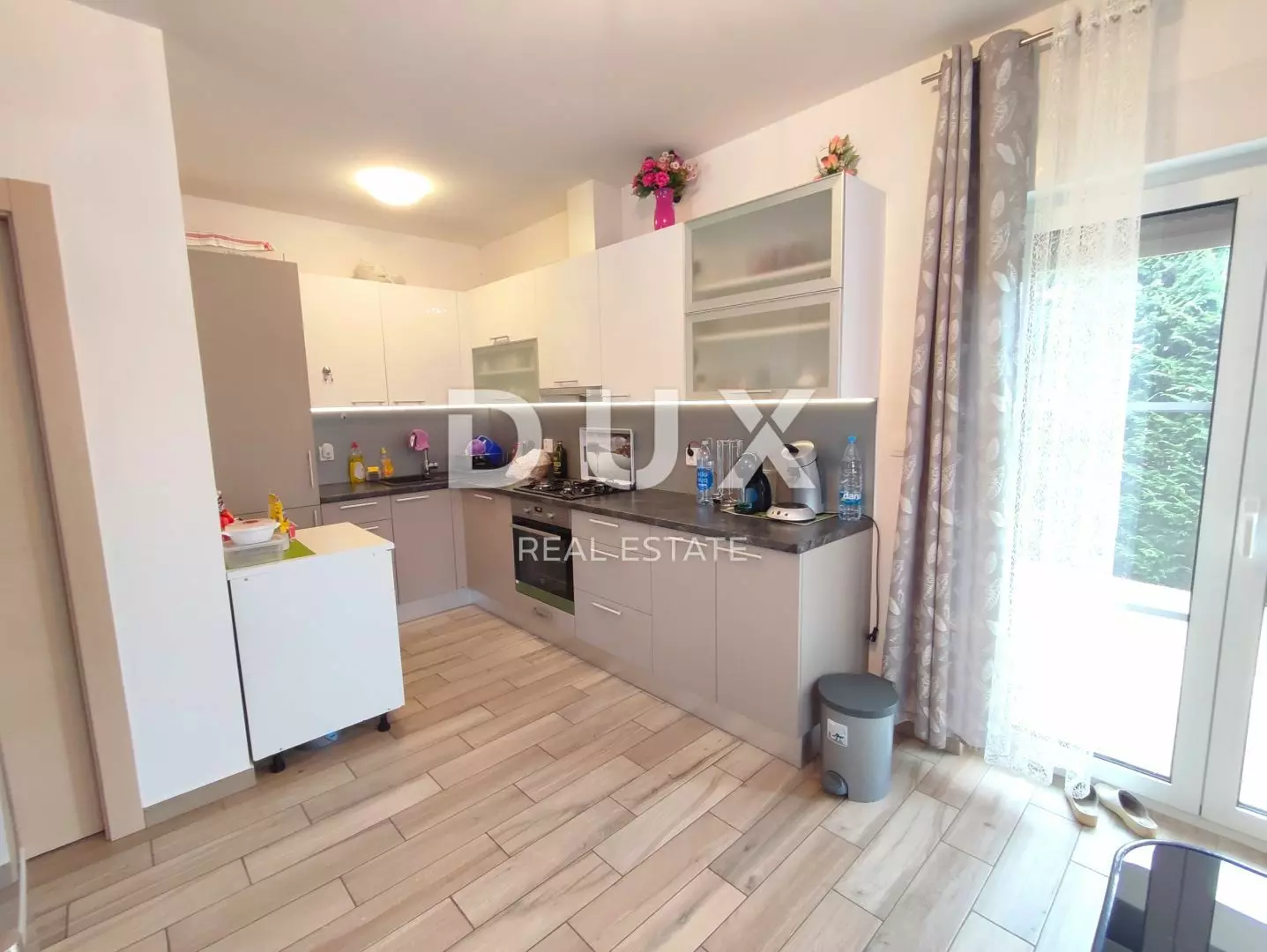 3-bedroom Apartment In Banjole, Croatia (127 M²)